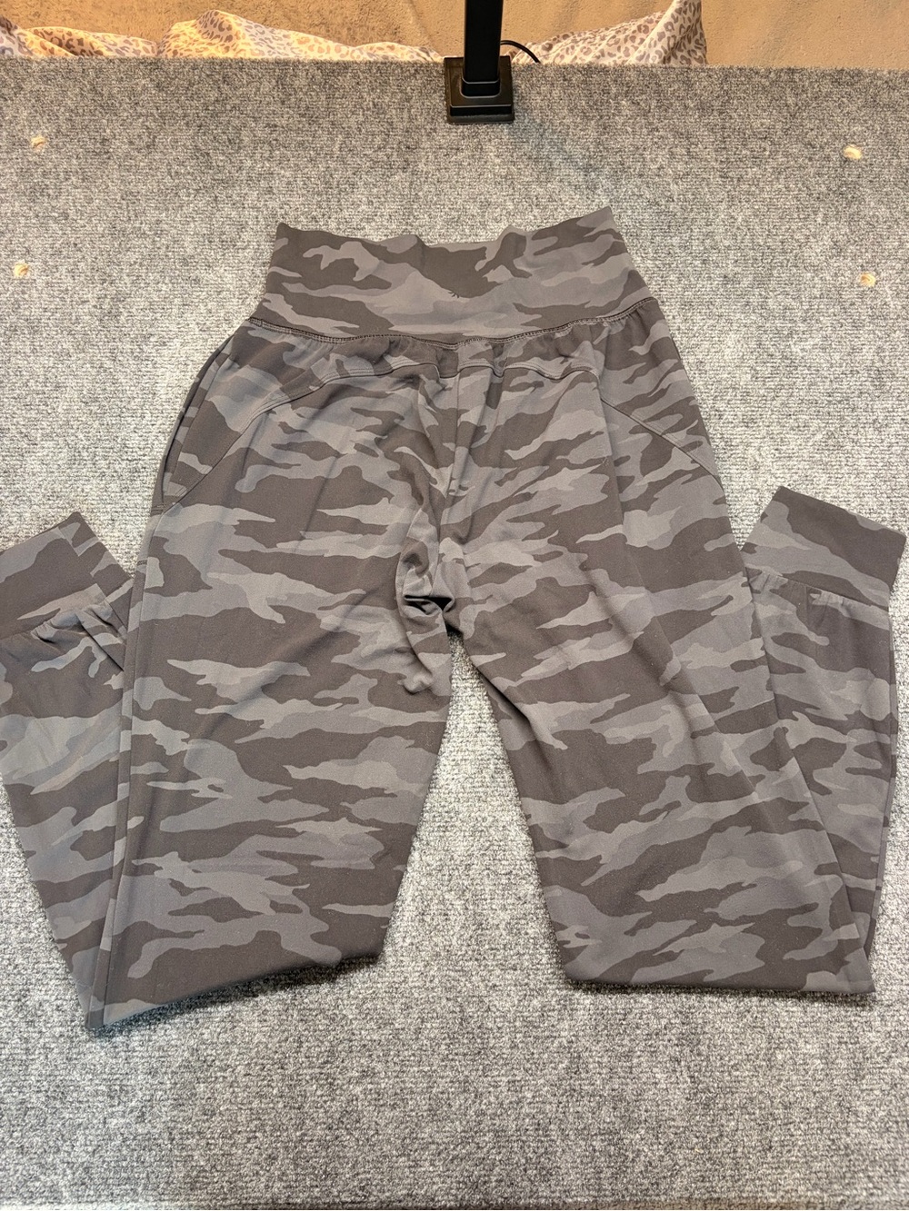 Athleta Camo Jogger Pants - Gray Camouflage 0006